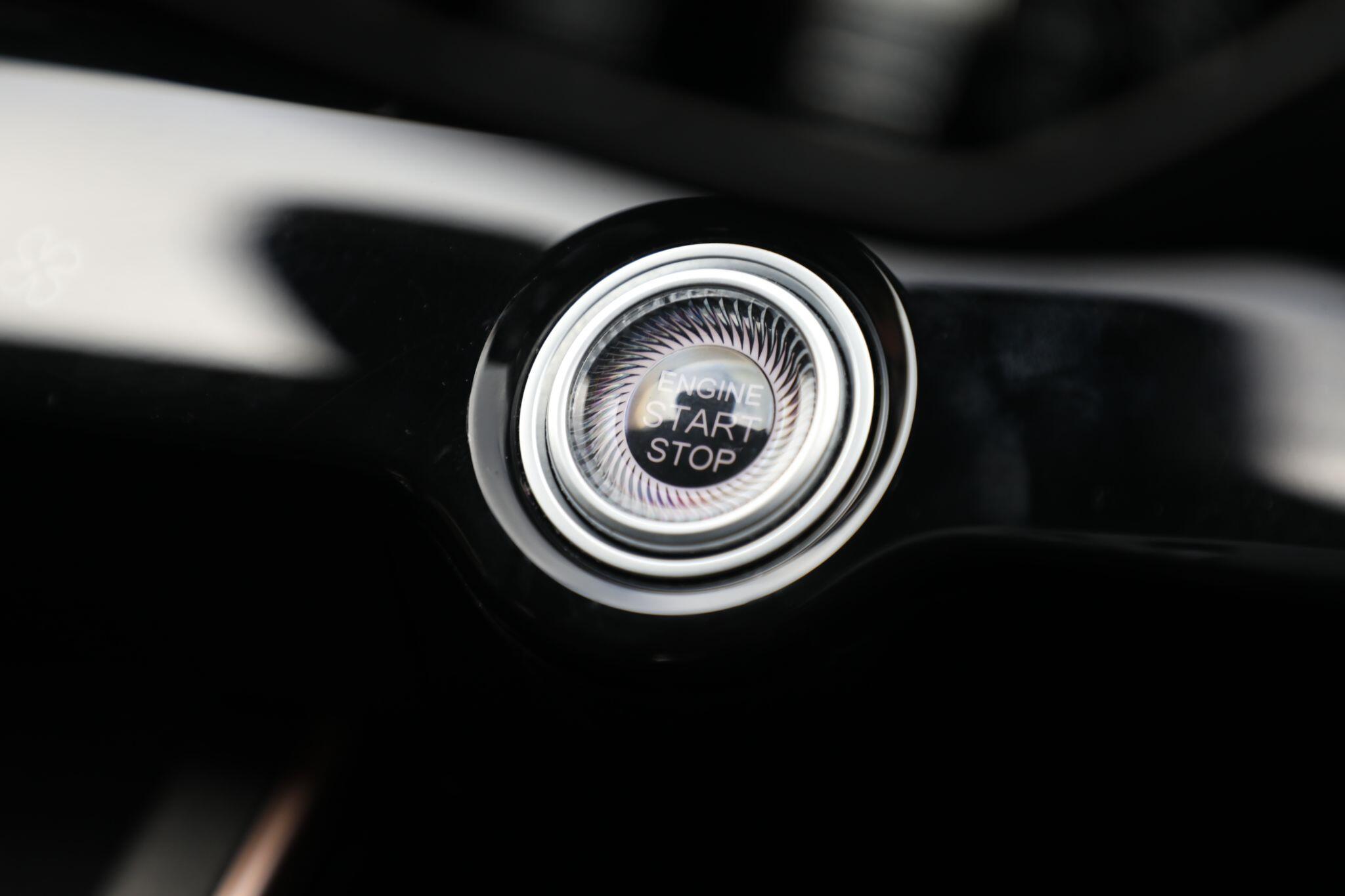 Large vehicle image